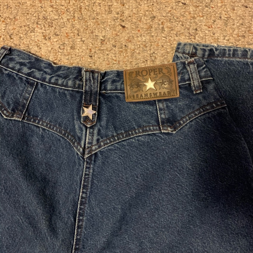 Straight Legged Roper Highwasted Jeans - Picture 5 of 5
